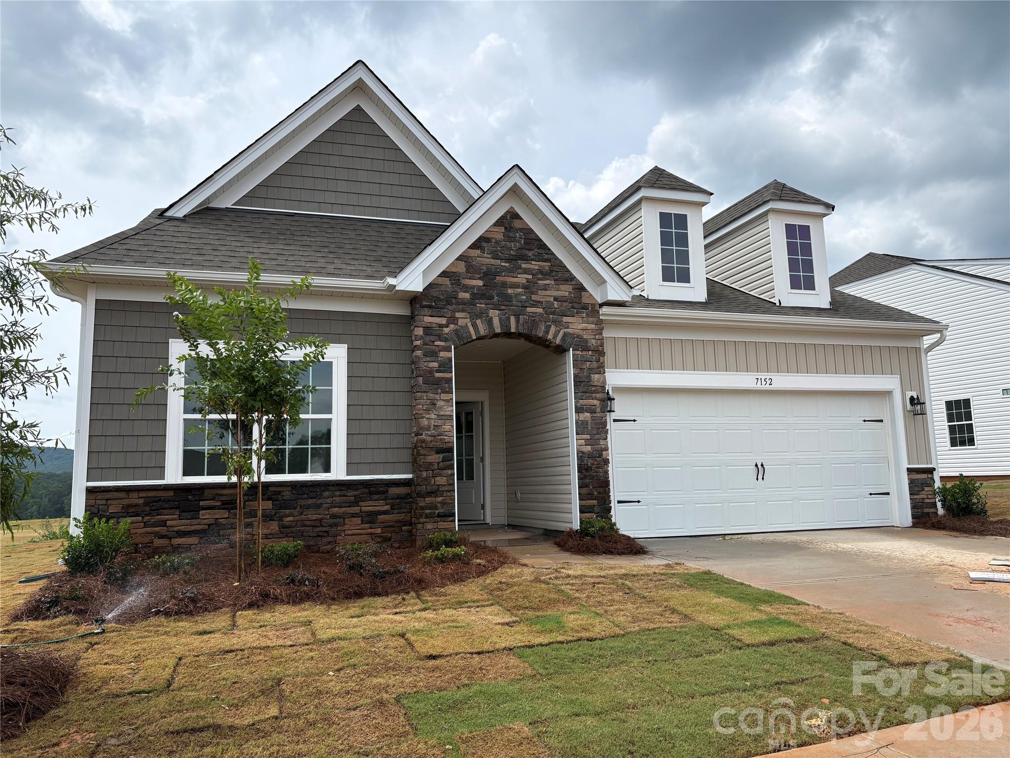 7152 Juneberry Way, Maiden, NC 28650. property listing photo