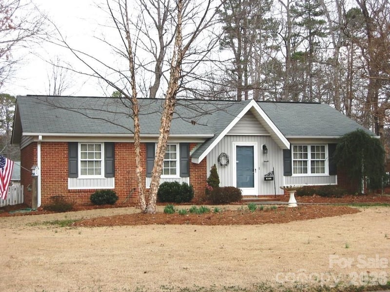 8100 Lighthouse Way, Indian Trail, NC - 3 beds, 1.5 baths, 1,170 sqft - $300,000