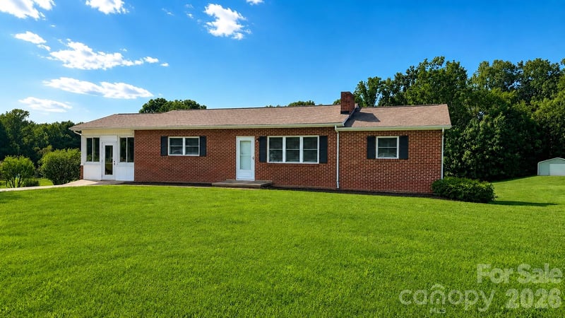 2372 Jamestown Road, Morganton, NC - 3 beds, 2 baths, 1,262 sqft - $275,000