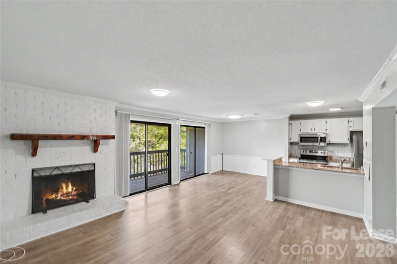 10971 Harrowfield Road, Charlotte, NC - 2 beds, 2 baths - $1,400/mo