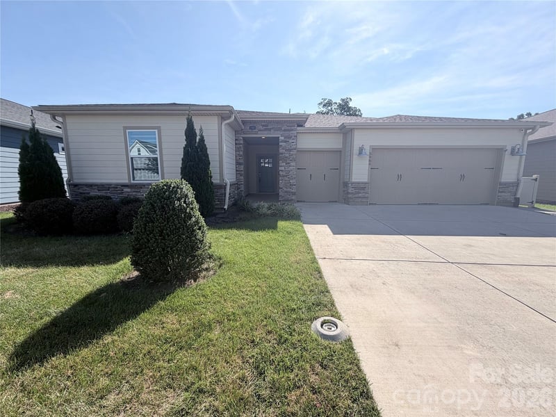 5989 Pier Drive, Denver, NC - 3 beds, 3 baths, 2,343 sqft - $685,000