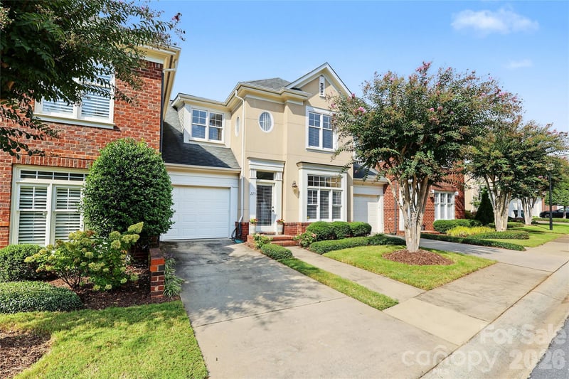 225 Sloane Square Way, Charlotte, NC - 3 beds, 2.5 baths, 1,596 sqft - $635,000