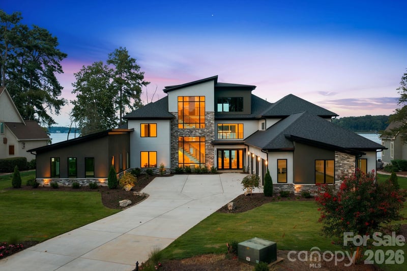 3904 Channel Pointe Lane, Denver, NC - 5 beds, 4.5 baths, 5,673 sqft - $5,995,000