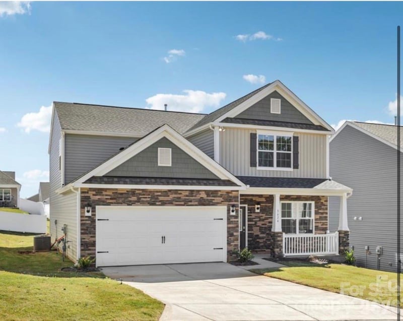 3674 Charles Street NW, Conover, NC - 5 beds, 2.5 baths, 2,200 sqft - $340,000
