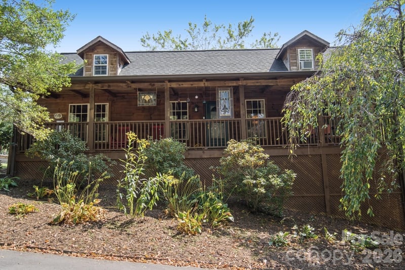 1 Locust Avenue, Asheville, NC - 2 beds, 2 baths, 1,435 sqft - $495,000