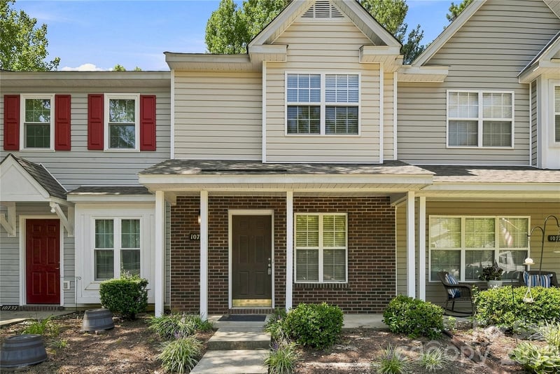 10728 Holly Ridge Boulevard, Charlotte, NC - 2 beds, 2.5 baths, 1,095 sqft - $215,000