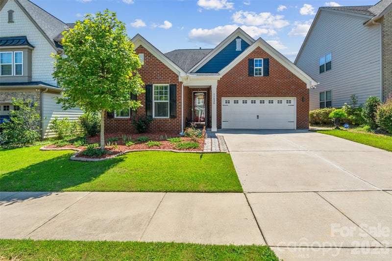 11230 Black Brant Lane, Charlotte, NC - 3 beds, 2 baths, 1,775 sqft - $525,000