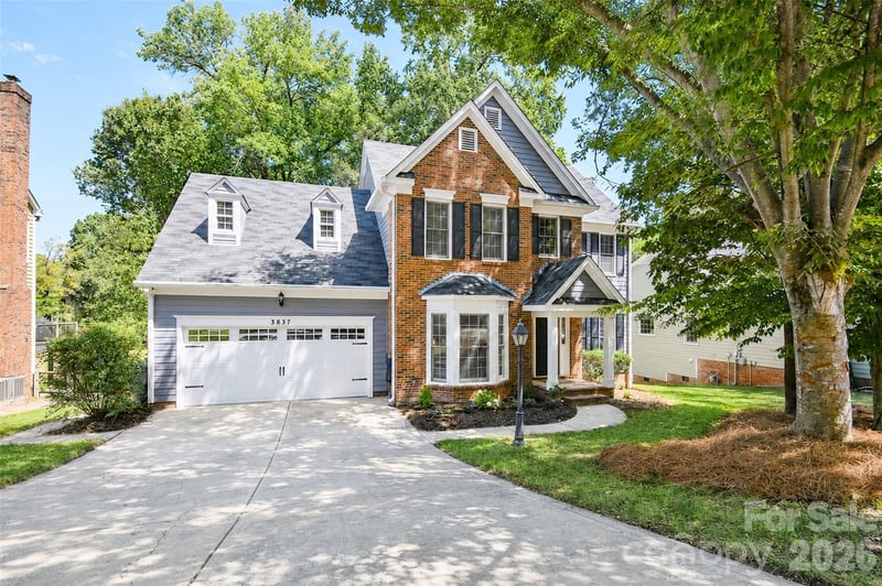 3837 Beauvista Drive, Charlotte, NC - 4 beds, 2.5 baths, 2,460 sqft - $450,000