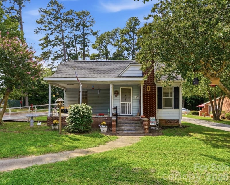 109 Salisbury Street, Rockwell, NC - 2 beds, 1 bath, 1,215 sqft - $139,500