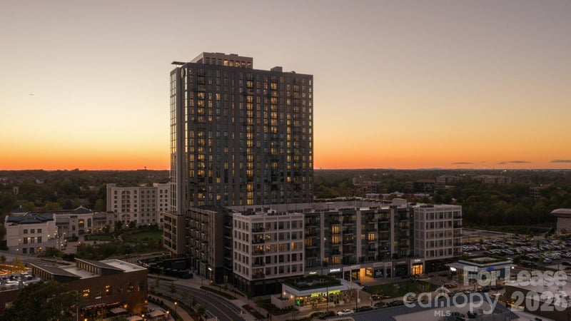 14020 Stream Way B09, Charlotte, NC - 2 beds, 2.5 baths, 1,483 sqft - $4,476/mo