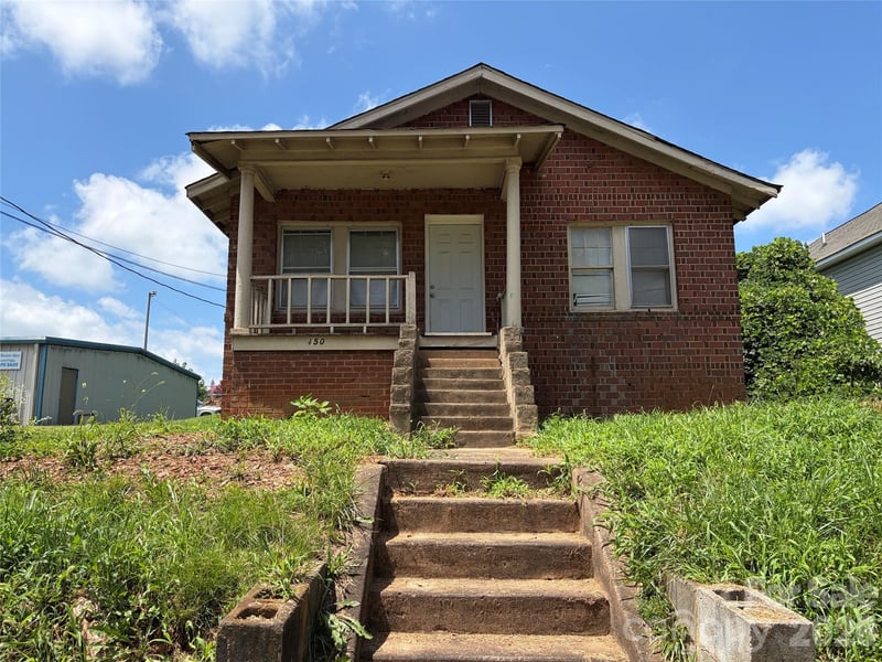 150 Woodlawn Drive Apt 47, Statesville, NC - 2 beds, 1 bath, 858 sqft - $99,950