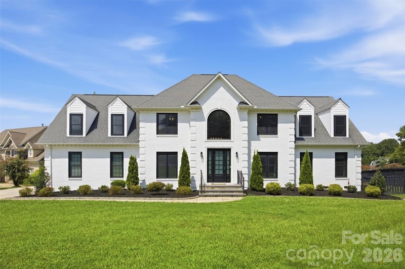 1002 Heather Glen Drive, Matthews, NC - 5 beds, 3.5 baths, 3,591 sqft - $990,000