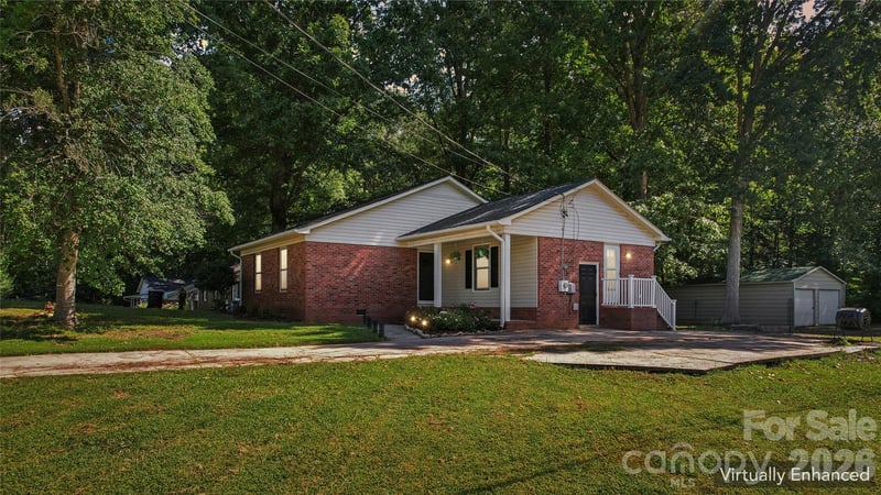 611 Woodland Drive, Rockwell, NC - 3 beds, 1.5 baths, 1,250 sqft - $280,000