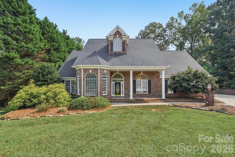 5505 Hickory Leaf Court, Mount Holly, NC - 3 beds, 4 baths, 3,482 sqft - $715,000