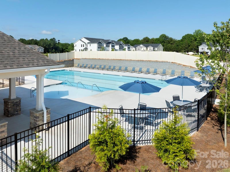 335 Laura Elizabeth Lane, Clover, SC - 3 beds, 2.5 baths, 1,744 sqft - $359,990