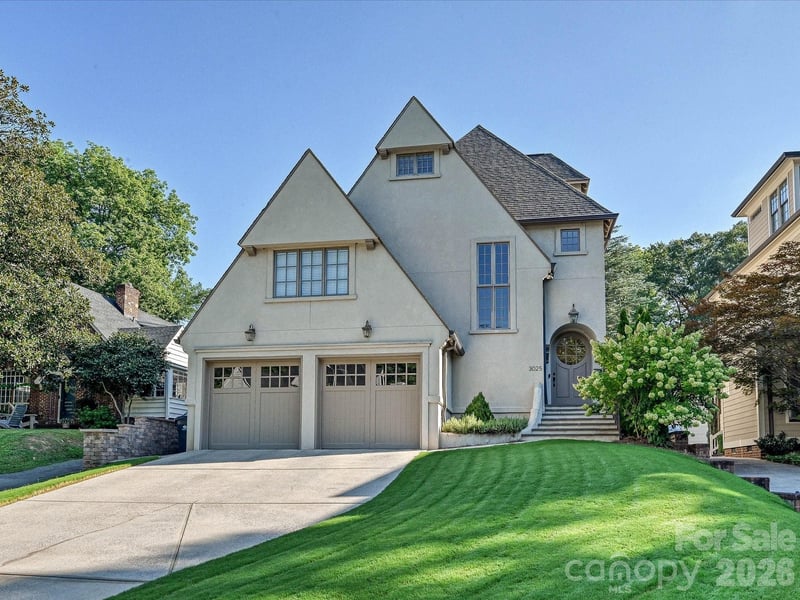 3025 Hanson Drive, Charlotte, NC - 4 beds, 5 baths, 4,618 sqft - $2,350,000