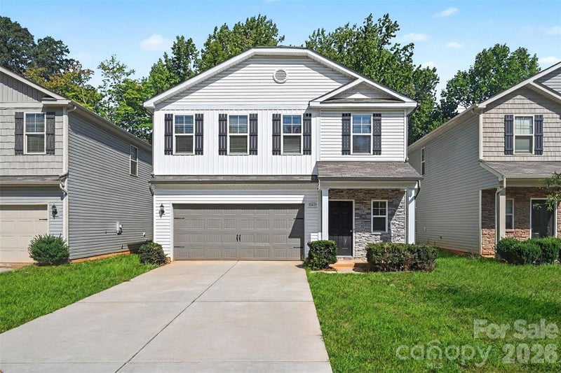 7323 Neal Road, Charlotte, NC - 4 beds, 2.5 baths, 2,013 sqft - $367,900