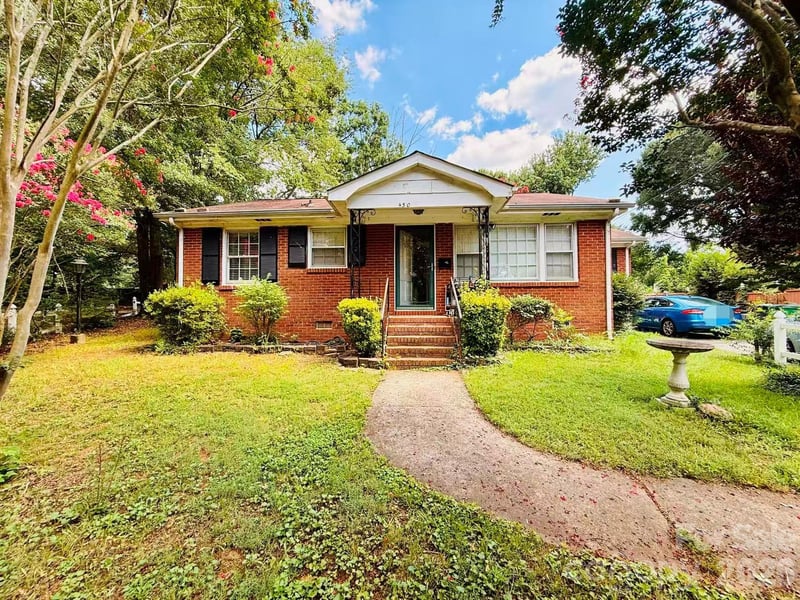 4310 Gillespie Court, Charlotte, NC - 3 beds, 1 bath, 1,124 sqft - $259,900