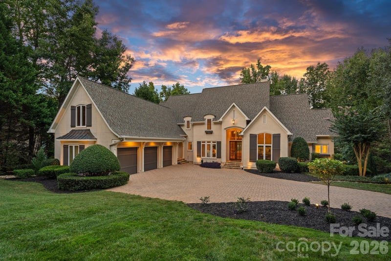 177 Great Point Drive, Mooresville, NC - 4 beds, 6.5 baths, 6,380 sqft - $3,500,000