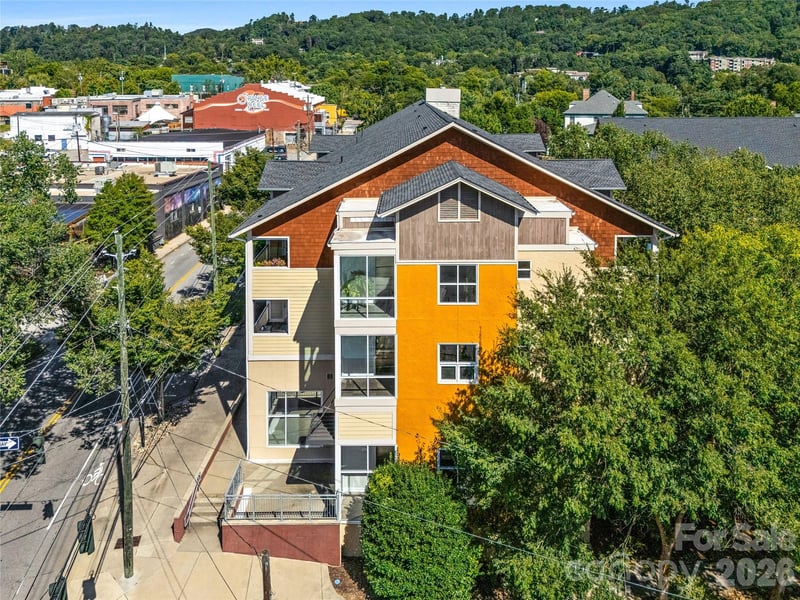 125 S Lexington Avenue Apt 308, Asheville, NC - 2 beds, 2 baths, 1,189 sqft - $575,000