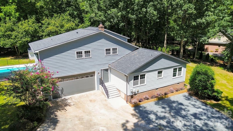 5225 Mayhew Country Drive, Mint Hill, NC - 3 beds, 2.5 baths, 2,296 sqft - $885,000