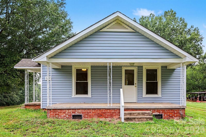 1550 Saw Road, China Grove, NC - 1 bed, 1 bath, 907 sqft - $209,000