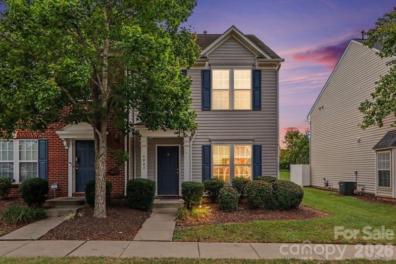 4960 Sunburst Lane, Charlotte, NC - 3 beds, 2.5 baths, 1,559 sqft - $275,000