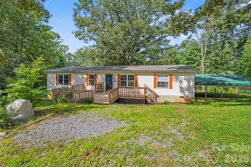 16 Vance Cemetery Road, Weaverville, NC - 3 beds, 2 baths, 1,568 sqft - $274,900