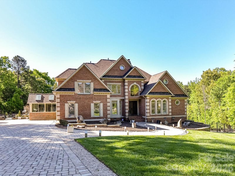 2723 Providence Pine Lane, Charlotte, NC - 5 beds, 4.5 baths, 6,540 sqft - $2,175,000