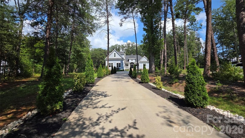 3552 Waterview Trail, Lincolnton, NC - 4 beds, 4.5 baths, 3,880 sqft - $1,020,000