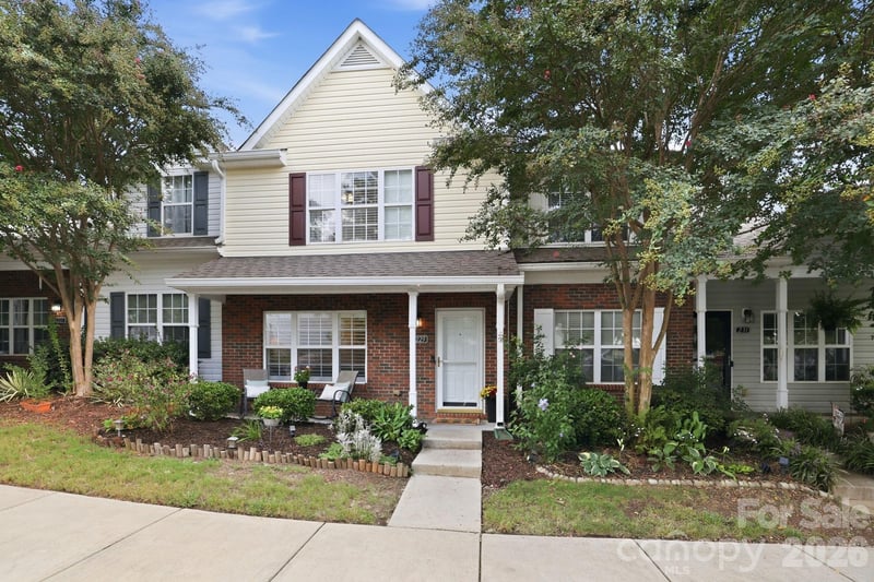 229 Primrose Walk, Fort Mill, SC - 2 beds, 2.5 baths, 1,298 sqft - $265,000