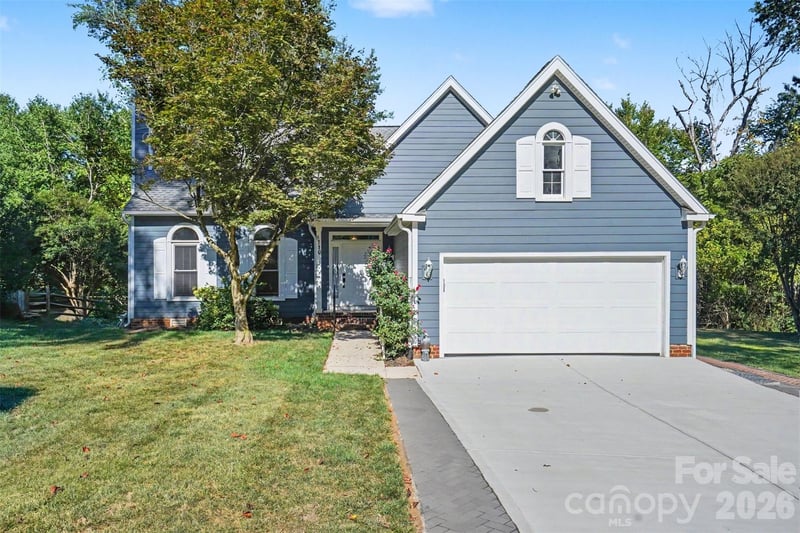 8710 Twin Trail Drive, Huntersville, NC - 3 beds, 2.5 baths, 2,425 sqft - $475,000