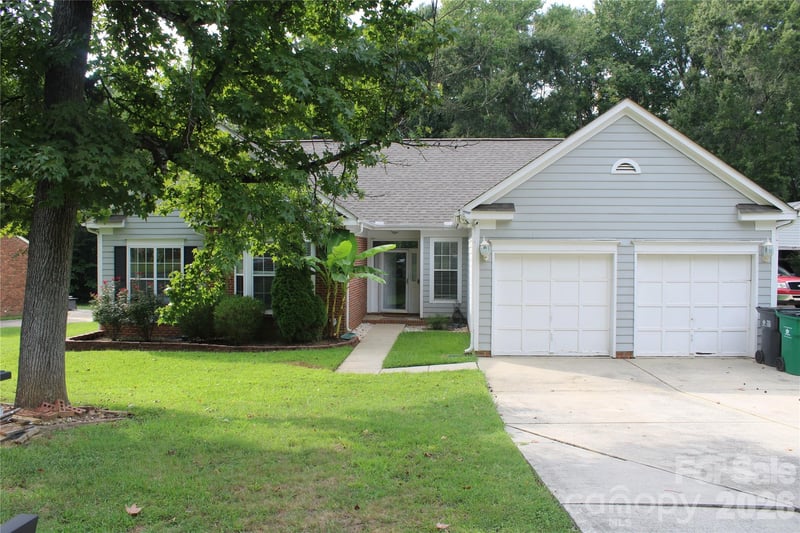 7508 Blythwood Lane, Charlotte, NC - 4 beds, 3 baths, 2,152 sqft - $425,000