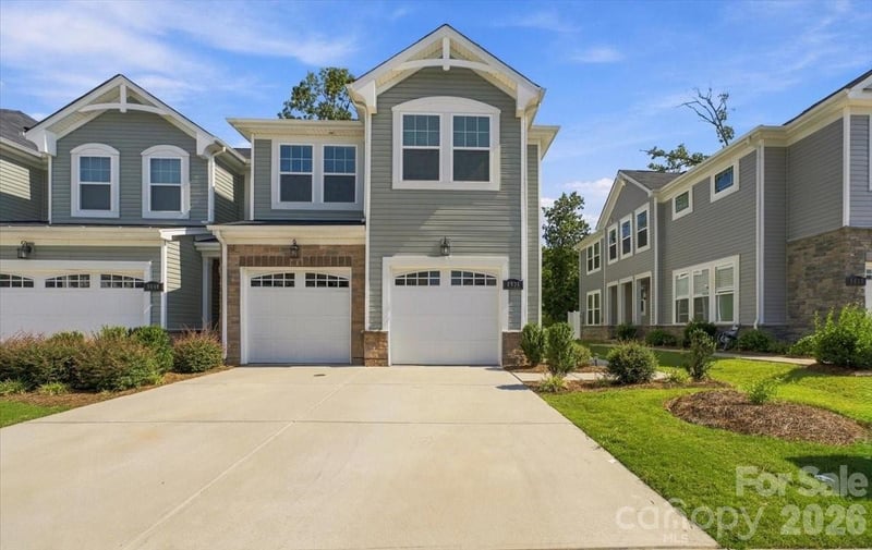 8036 Overmeadow Lane, Charlotte, NC - 3 beds, 2.5 baths, 1,881 sqft - $375,000