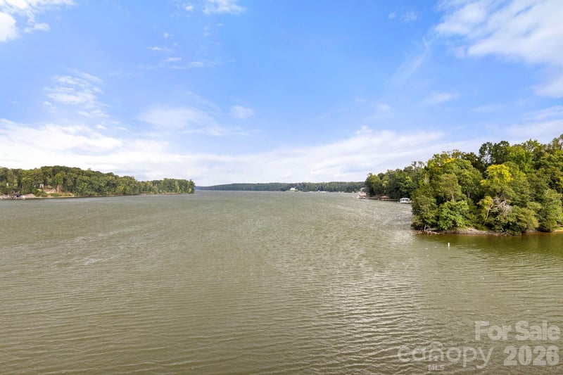 9816 Emerald Point Drive Apt 5, Charlotte, NC - 2 beds, 2 baths, 1,366 sqft - $415,000