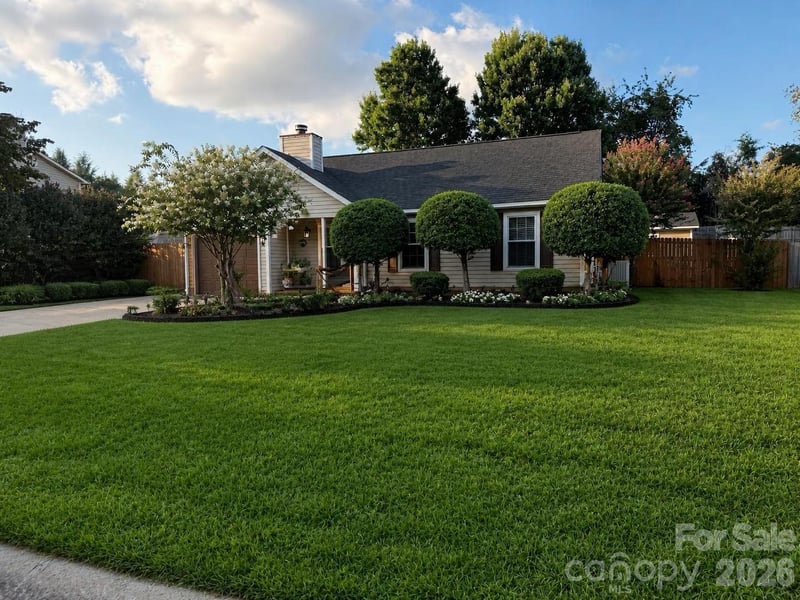 16522 Glenfurness Drive, Huntersville, NC - 3 beds, 2 baths, 1,114 sqft - $349,900