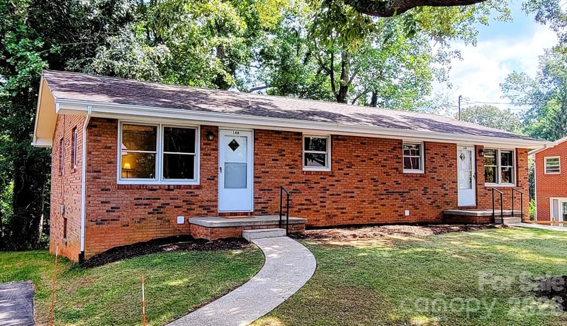 14 Oteen Church Road, Asheville, NC - 4 beds, 2 baths, 1,580 sqft - $469,900