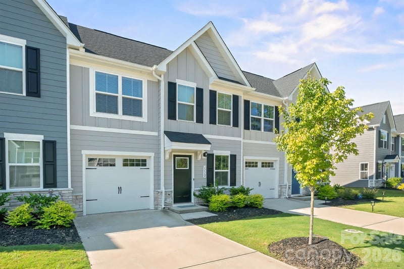 111 Skylar View Way D, Troutman, NC - 3 beds, 2.5 baths, 1,654 sqft - $302,500