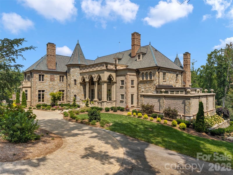 9 Brooklawn Chase None, Asheville, NC - 6 beds, 6.5 baths, 11,460 sqft - $9,995,000