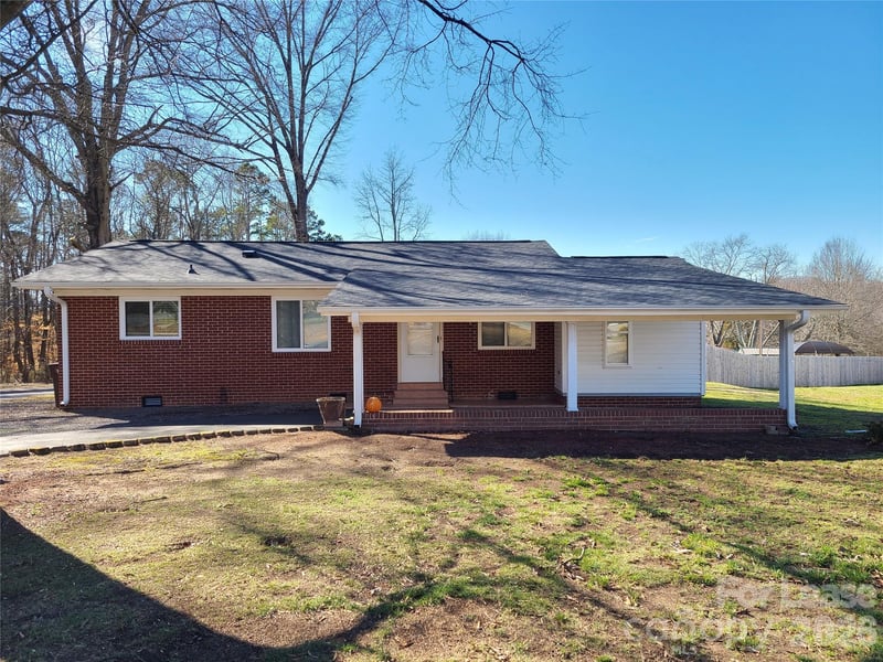 306 Westover Avenue, Kannapolis, NC - 3 beds, 1 bath, 1,138 sqft - $1,325