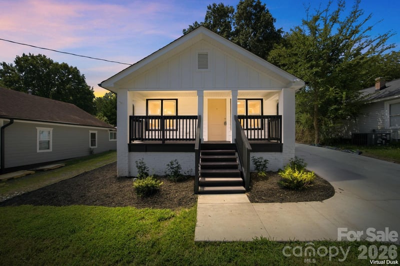 904 Oakshade Avenue, Kannapolis, NC - 3 beds, 2 baths, 1,104 sqft - $285,000