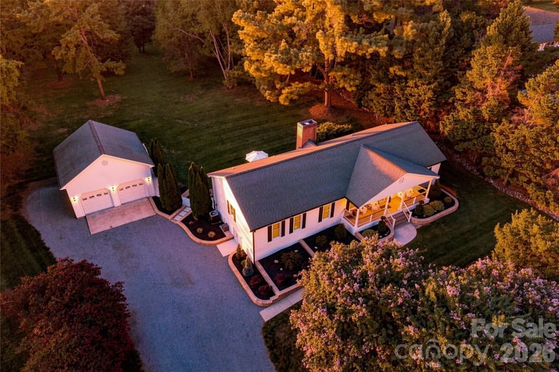 2429 Cassidy Drive, Davidson, NC - 4 beds, 2.5 baths, 2,046 sqft - $865,000