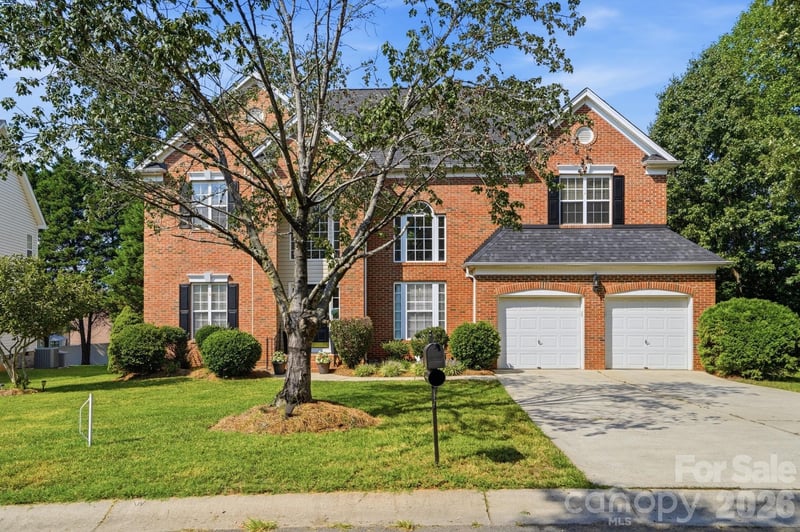 12424 Tantallon Court, Pineville, NC - 4 beds, 3 baths, 3,127 sqft - $760,000