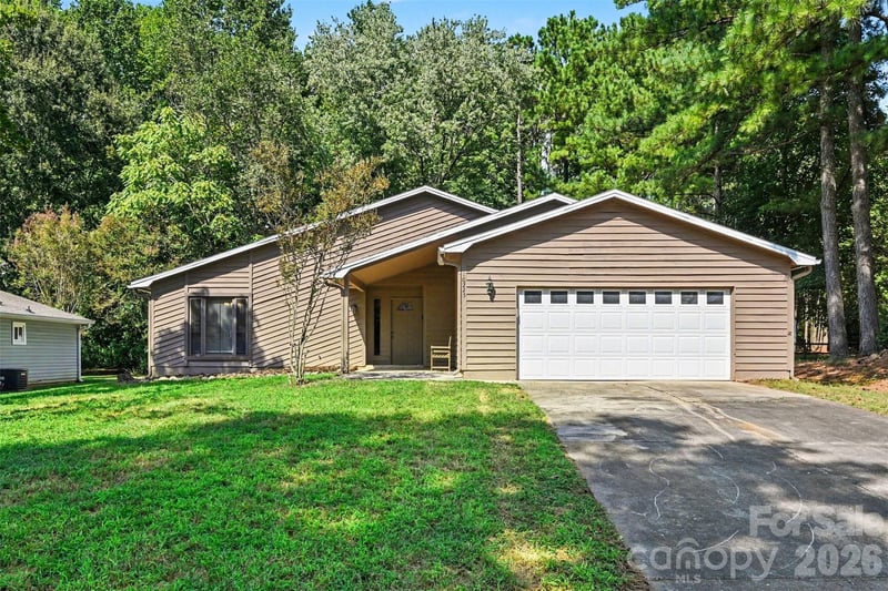 10225 Atchinson Drive, Mint Hill, NC - 3 beds, 2 baths, 1,826 sqft - $420,000