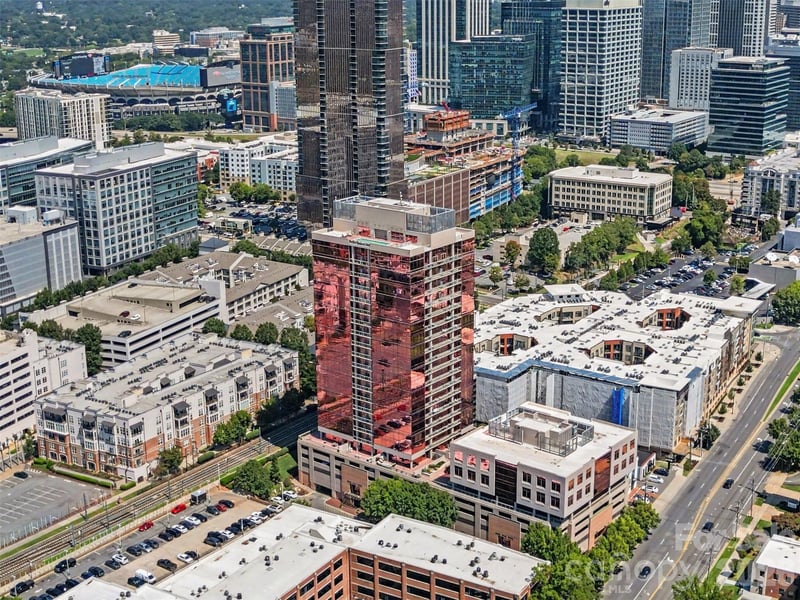 315 Arlington Avenue Apt 2202, Charlotte, NC - 3 beds, 2 baths, 2,035 sqft - $950,000