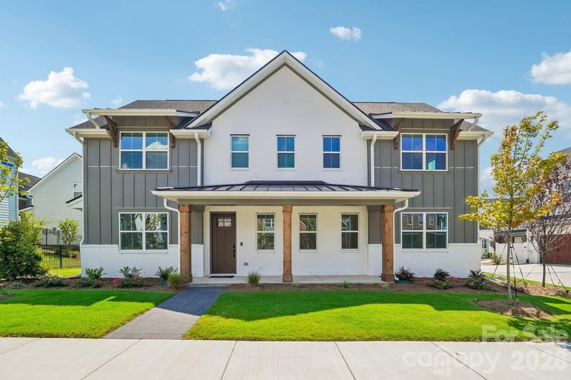 1009 Cobalt Drive, Tega Cay, SC - 3 beds, 2.5 baths, 1,926 sqft - $493,000