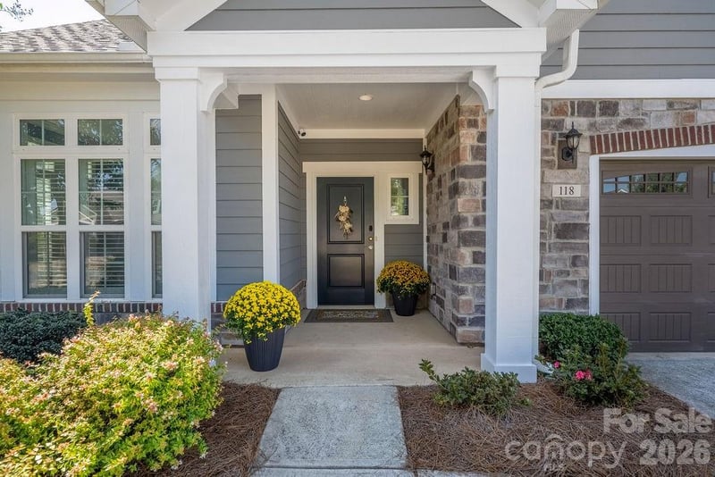 118 Mercyview Lane, Mooresville, NC - 2 beds, 2 baths, 1,701 sqft - $615,000
