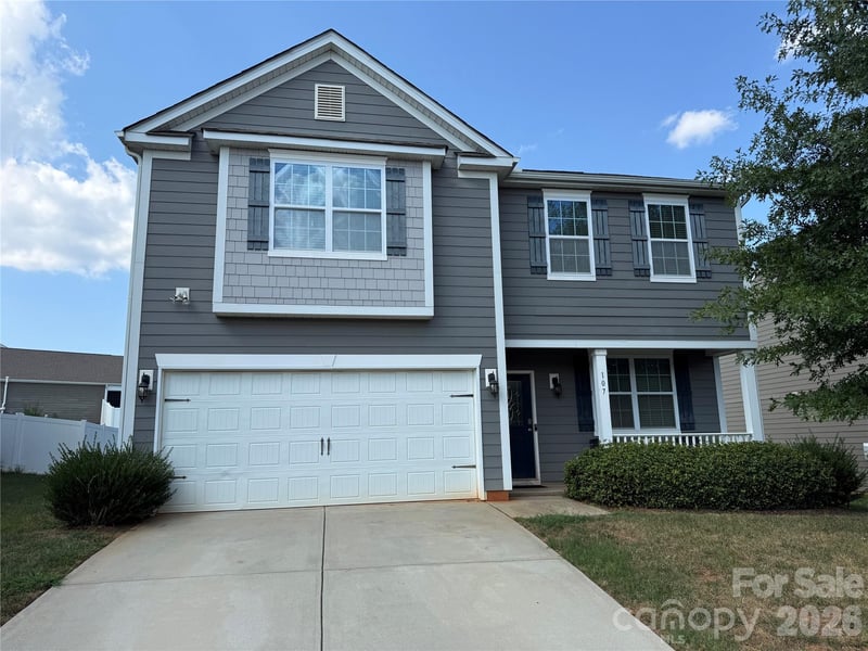 107 Longleaf Drive, Mooresville, NC - 4 beds, 2.5 baths, 2,220 sqft - $414,500