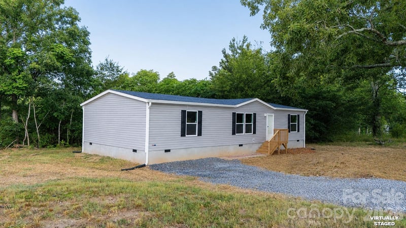 2205 Kingston Road, Kingstown, NC - 3 beds, 2 baths, 1,493 sqft - $223,999