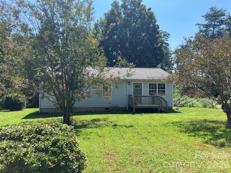 271 Weaver Way, Spindale, NC - 3 beds, 1 bath, 1,176 sqft - $139,000